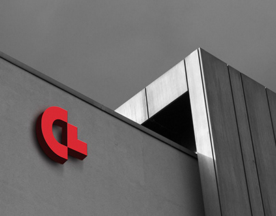ВАЗ с 86-летним водителем врезался в столб, погибла пассажирка