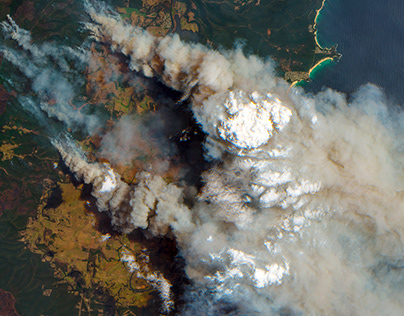 Прокуратура потребовала признать незаконным самый большой флагшток в регионе